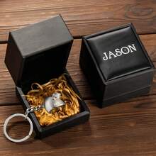 Juego de llavero personalizado con casco de motocicleta - El regalo perfecto para motociclistas y entusiastas de las motocicletas. Presenta un nombre personalizado (etiqueta de textura), un diseño elegante y moderno, una personalización exclusiva y algo único. Regalo ideal para él, regalo ideal para ella, para novios, para novias, para papá, para mamá, para la familia, para amigos, para aniversarios. - Multicolor - Ver 6