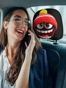 2 piezas Fundas para reposacabezas de coche con estampados de caras sonrientes y gorros rojos, adecuadas tanto para la decoración interior de coches de hombres como de mujeres. Fáciles de instalar y limpiar, versátiles y adecuadas para viajes de larga distancia, decoración de automóviles de autoconducción, decoración perfecta para el coche, como regalo de Navidad para amigos - Multicolor - Ver 9