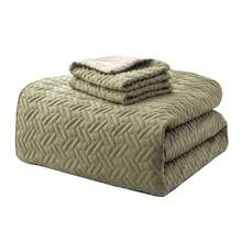 Elegant Comfort 3pcs Majestic Quilt Set Bedspreads, Ultra-Soft Comfortable Bedspread With 2 Pillow Shams Bedding, Machine Washable, Quilted Reversible Bedspread Coverlet Set, Full/Queen, King/California King And Twin/Twin XL Size Bed For All Seasons, Christmas Decorations Gifts, Cozy Winter Styles, Holiday Décor - 鼠尾草/奶油色 - 查看 6