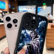 Funda gráfica Moonlit Warrior para teléfono, compatible con Samsung,  17,  16 Pro Max,  15 Pro Max,  13 y  12. Fabricada en TPU para una protección eficaz contra golpes y caídas. Ideal para fans del anime, amigos, cumpleaños, coleccionistas y regalos de Halloween. - Negro - Ver 3