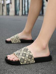 Męskie kapcie letnie w rozmiarze 23#, rozmiar 36-50, wygodne obuwie codzienne, lekkie, antypoślizgowe kapcie, odporne na zużycie, oddychające sandały męskie, do noszenia na co dzień i na zewnątrz (asymetryczny wzór). Podeszwy tych kapci wykonane są z tworzywa EVA. Nie wystawiać na bezpośrednie działanie promieni słonecznych przez długi czas, w przeciwnym razie buty się skurczą. - 1981 Biały - Zobacz 9