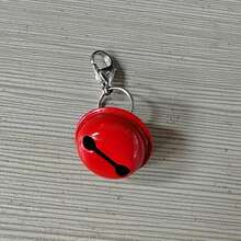 装饰宠物铃铛吊坠 - 耐用铁质圣诞铃铛，带安全扣，音量可调节，适合小型犬猫项圈（黑色），圣诞装饰品，最佳圣诞礼物