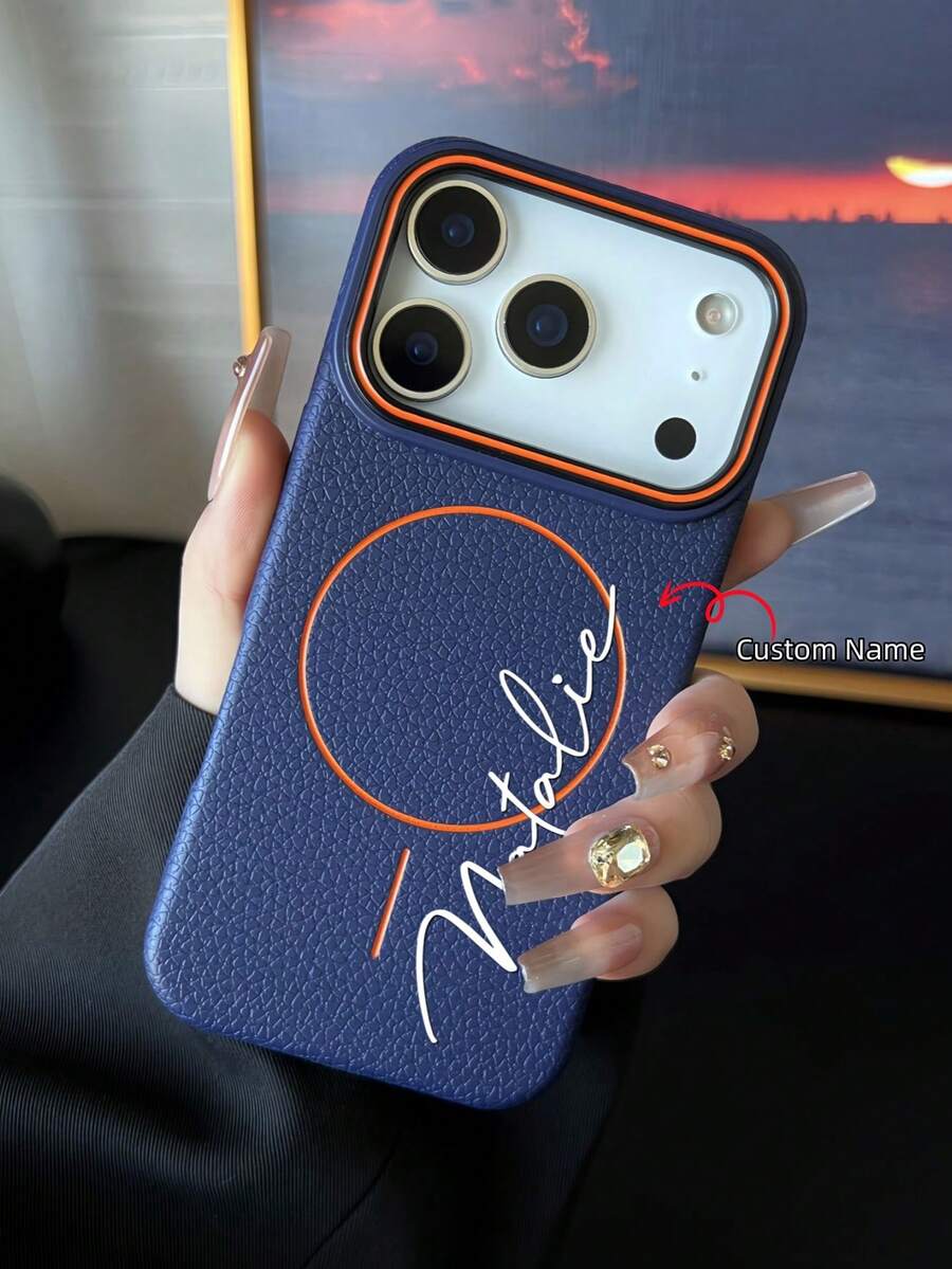 Funda de cuero con textura de lichí y carga inalámbrica compatible con iPhone 17 Pro Max, a prueba de caídas y resistente a arañazos y huellas dactilares, con inicial personalizada. El regalo perfecto para Navidad, vacaciones y aniversarios.