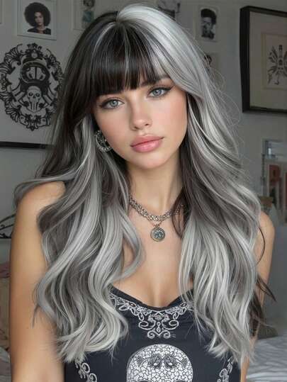 22英寸黑白渐变中长卷发假发，带刘海，层次感设计，耐热合成纤维，柔软易造型，适合日常、派对、节日等场合，是送给女性的完美礼物。