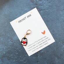 1 件/2 件卡通企鹅钥匙扣:口袋动物拥抱、可爱动物钥匙圈、支持礼物、朋友家人老师礼物、想念你的拥抱礼物、生日、圣诞节、情人节、新年、派对礼物万圣节汽车配件包饰学校字母哥特 Y2k 万圣节配饰教师节 - 黑與白 - 查看 11