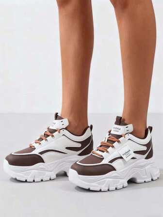 Sneaker con plateau Milad Color Series in pelle scamosciata con interno rialzato, scarpe casual da donna con platform marrone e suola spessa