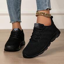 1 Pair Women's Sporty Casual Flat Running Shoes, 2025 Spring & Autumn New Design Front Lace-Up Road Running Shoes, Mesh Breathable Low-Top Outdoor Sports Shoes Suitable For Leisure, Sports, Fashion Walking - Black - View 3