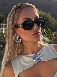 1pc Oval Small Frame Women's Fashionable Glasses, Casual And Versatile, Suitable For Wearing On Daily Outings - Black Frame Gray Film - View 2