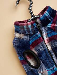 1pc Cute Plaid Pattern Cat & Dog Vest, Warm Fleece Pet Clothes For Autumn/Winter - Multicolor - View 6