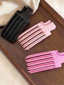 2/1件装女士发夹。简约树脂材质，6齿和3齿高冠发夹，打造蓬松刘海造型，增加发根蓬松度，美发造型工具，美发造型套装