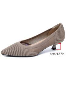Ladies High-Heeled Shoes Breathable Princess Low-Heeled Pointed Shallow Mouth Summer Fish Silk Openwork Fabric Casual Mesh Shoes Women. - 深杏 - 查看 8