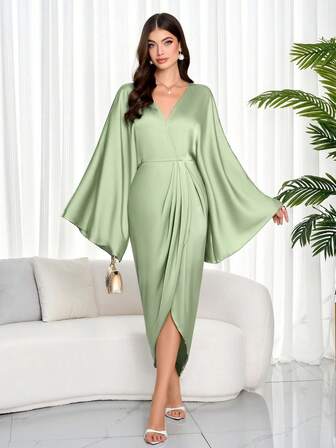 女士V领蝙蝠袖裹身连衣裙，适合派对穿着