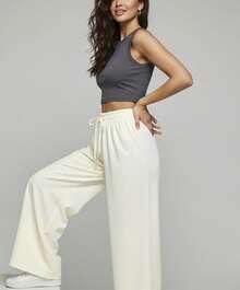 Calça Wide Leg Barra Flare Sofistificada Caimento Estruturado Alta Tendencia Contemporânea  Causal Confortável Moderno Chic - Creme - Visão 7