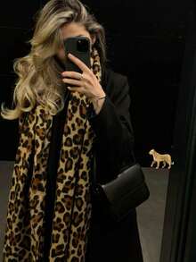 1PC Women's Bohemian Elegant Casual Leopard Pattern Winter Scarf, Small Long Scarf, Suitable For Daily Wear, Festival Gift - Camel Brown - View 4