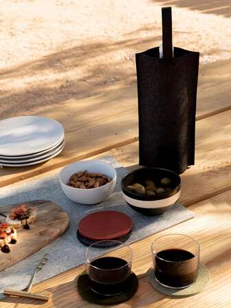 Felt Wine Bags, Faux Leather Handles With Reinforced Bottoms, Premium Gift Packaging For Champagne And Other Wines. Available In Grey, Yellow, Red, And Black. Reusable Carrying Bags, Perfect For Gifting, Storing, Or Storing Wine Bottles