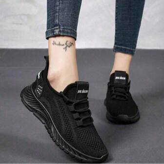 2025 Fashionabla Retro Sportiga Mesh Sneakers, Flerfärgade, Lämpliga För Daglig Pendling, Träning, Streetwear, Mångsidiga, Bekväma, Stötdämpande, Halkfria, Snygga Damskor