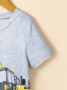 2 件套幼儿男童挖掘机和数字印花短袖 T 恤 + 短裤，舒适休闲装，适合日常和户外穿着，完美选择