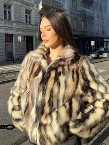 Women's Retro Distinctive Faux Fur Jacket, Fashionable And Stylish For Autumn/Winter - Multicolor - View 7