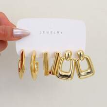 3-9 新款金色耳环 复古高端树脂材质 水滴/小花/几何 3 件套，适合日常佩戴和约会之夜。 - 金色 - 查看 7
