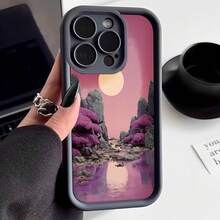 Cubierta de teléfono con borde negro diseño de paisaje con flores moradas y luna rosa para iPhone 14 Pro Max protección contra golpes ideal para uso diario y viajes - Café integral - Ver 3