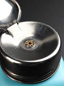 180毫升和120毫升可重复灌装金属头卸甲油瓶，防漏设计，方便精准涂抹卸甲油和酒精，耐用金属瓶盖，适用于美甲沙龙、美甲用品及其他美甲相关产品。 - 彩色 - 查看 7