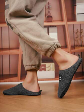 Pantuflas cálidas para interiores, adecuadas para otoño e invierno