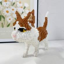 Country-Style Pet Cat Model, Orange Tabby Cat, White And Brown Tabby Cat, Micro-Particle Building Block DIY Assembly, Creative 3D Desktop Ornament, Educational Toy, 1300+ Pieces. - Animal Building Blocks - View 4