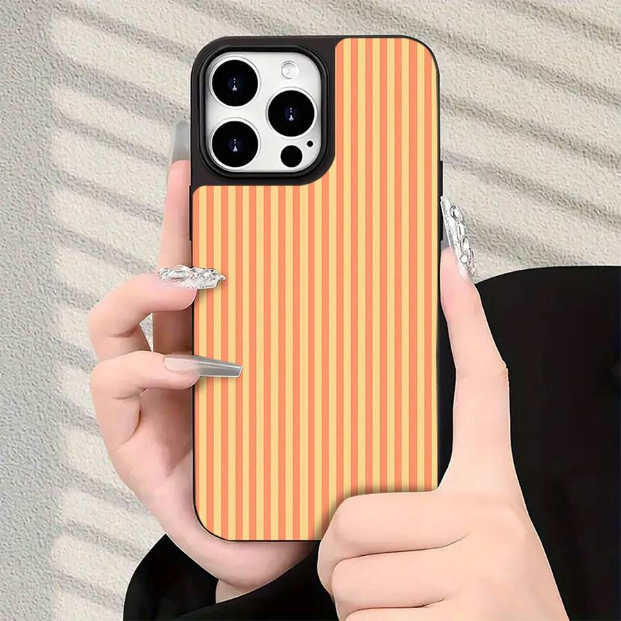 Una elegante funda para teléfono de gato adornada con divertidas bolas de hilo y un diseño de patas juguetonas compatible con OPPO 17 16 16 ProMax 15 15 ProMax 14 13 12 y 11 Pro hecha de material de TPU y brinda protección a prueba de golpes, regalo perfecto para familiares, amigos, niños, cumpleaños, Halloween, Navidad, novio, novia y San Valentín - Negro - Ver 1