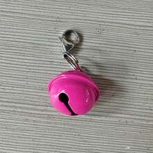 装饰宠物铃铛吊坠 - 耐用铁质圣诞铃铛，带安全扣，音量可调节，适合小型犬猫项圈（黑色），圣诞装饰品，最佳圣诞礼物