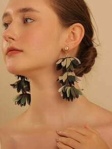 1 Pair Fashionable Camouflage Multi-Layer Flower Drop Earrings, Suitable For Outfit Matching