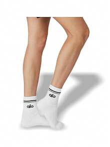 Alo Yoga 男女通用运动袜 吸汗透气保暖 装饰百搭纯色logo 弹性好 易洗速干 运动户外跑步瑜伽日常上学 男女通用 白色 A0480U-WHITE - 白色 - 查看 3