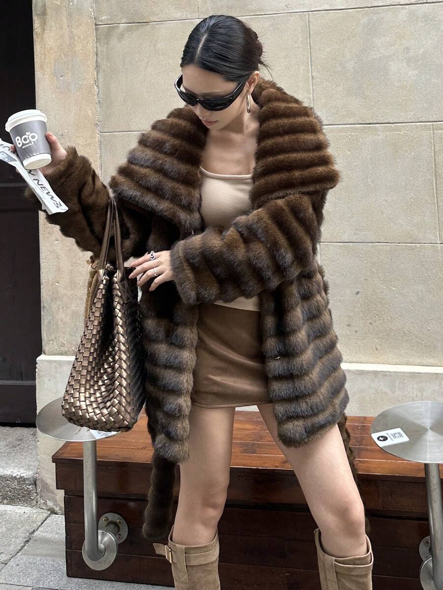 Women's Solid Color Soft Fleece Warm Winter Coat, Fashion For Vacation - Brown - View 1