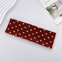 The New Polka Dot Yoga Headband Is Super Practical! The Elastic Fabric Fits The Shape Of Your Head Without Slipping, Absorbs Sweat Without Sticking To Your Face During Exercise, And Can Be Worn For Everyday Makeup Or Workouts. The Stylish Polka Dot Design Is Simple Yet Lively, Creating A  Look That Pairs Neatly With Sportswear And Adds Energy To Casual Outfits. Whether For Daily Outings Or Holiday Wear, It Easily Keeps Stray Hair In Place, Combining Both Style And Functionality.Women's Decorations, Christmas, Christmas Ornaments - 黑色 - 查看 3