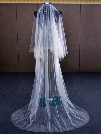 双层长款仿珍珠新娘头纱，适合婚礼、派对、旅行摄影以及作为婚礼配饰。附赠发梳。情人节配饰