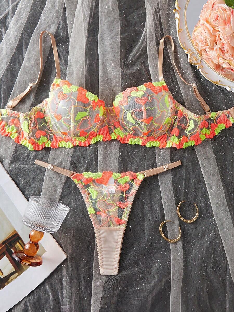 2pcs/Set Cute Heart Embroidery Patchwork Underwire Sexy Women's Lingerie Set - Multicolor - View 1