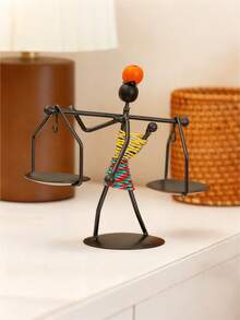 1pc Creative Vintage Human Shaped Metal Candle Holder, Suitable For Bars, Restaurants, Romantic Candlelight Dinner Decorations Gifts Birthday Graduation