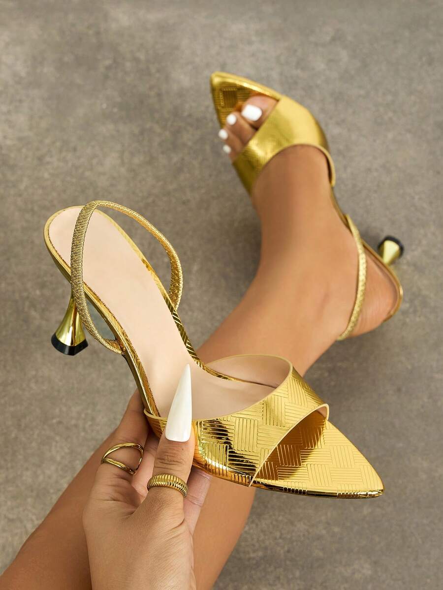 女士高跟鞋，适合春夏夜店、派对、舞会、户外活动等场合，时尚高端，香槟酒杯鞋跟，尖头设计，闪亮格纹金属材质，绑带，性感优雅的踝带，舒适百搭，适合各种正式场合，金色，多功能正式凉鞋，魅力高跟鞋，猫跟鞋 - 金色 - 查看 1