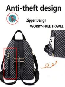 Mochila clásica en blanco y negro | Los destellos de la cadena dorada resaltan el desbloqueo de la elegante estética del transporte urbano multifuncional. El Body de la bolsa negra pura está cubierto con una delicada textura oscura. - Multicolor - Ver 6