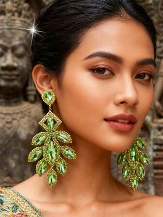 Un par de pendientes exagerados y elegantes con grandes rhinestones, coloridos y vibrantes, de cristal de vidrio grande, con patrones geométricos de flores, pendientes brillantes para mujeres, para reuniones, fiestas de baile, sesiones de fotos, cosplay