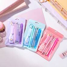 8件套文具套装 - 全新返校用品，包含荧光笔、吊坠、橡皮擦、修正带、2支圆珠笔、自动铅笔和中性笔 - 返校礼物