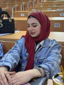 1 pieza Pañuelo de mujer de unicolor de gasa con perlas, pañuelo largo de estilo árabe casual, hiyab liso conservador adecuado para uso diario