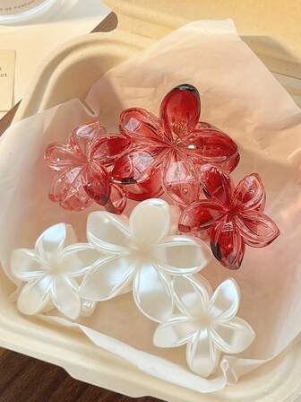 2pcs Woman 2025 Summer Plumeria Flower Hair Claws For Women - 1pc Transparent Gradient Red & Pearl-White Textured Hair Accessory, Strong Grip For Medium-Long Hair, Ideal For Boho Beach Vacations, Y2K Daily Looks & Glam Parties, Must-Have Floral Hair Clip For Fashionable Ladies Flower Claw Clips Causal Hair Clutch