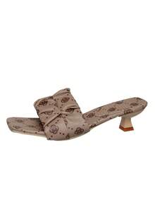 أحذية كعب عالي نسائية أنيقة وجذابة، بطبعات على شكل حرف V، مناسبة للحفلات والرياضة والأناقة، من جلد البولي يوريثان مع تطريز كشكشة، أحذية صيفية كعب عالي - بني فاتح - مشاهدة 12