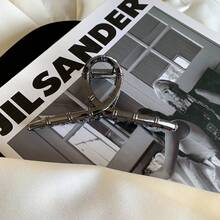 Gun Black Hair Claw Clip For Women, European And American Style Hairpin, High-End Fishbone Shark Clip, Ponytail Accessory This Is A Set Of Uniquely Styled Metal Hair Clips, Designed With Creativity And Personality, Suitable For Various Dressing Styles. - K05-334#金色魚骨 - 查看 11