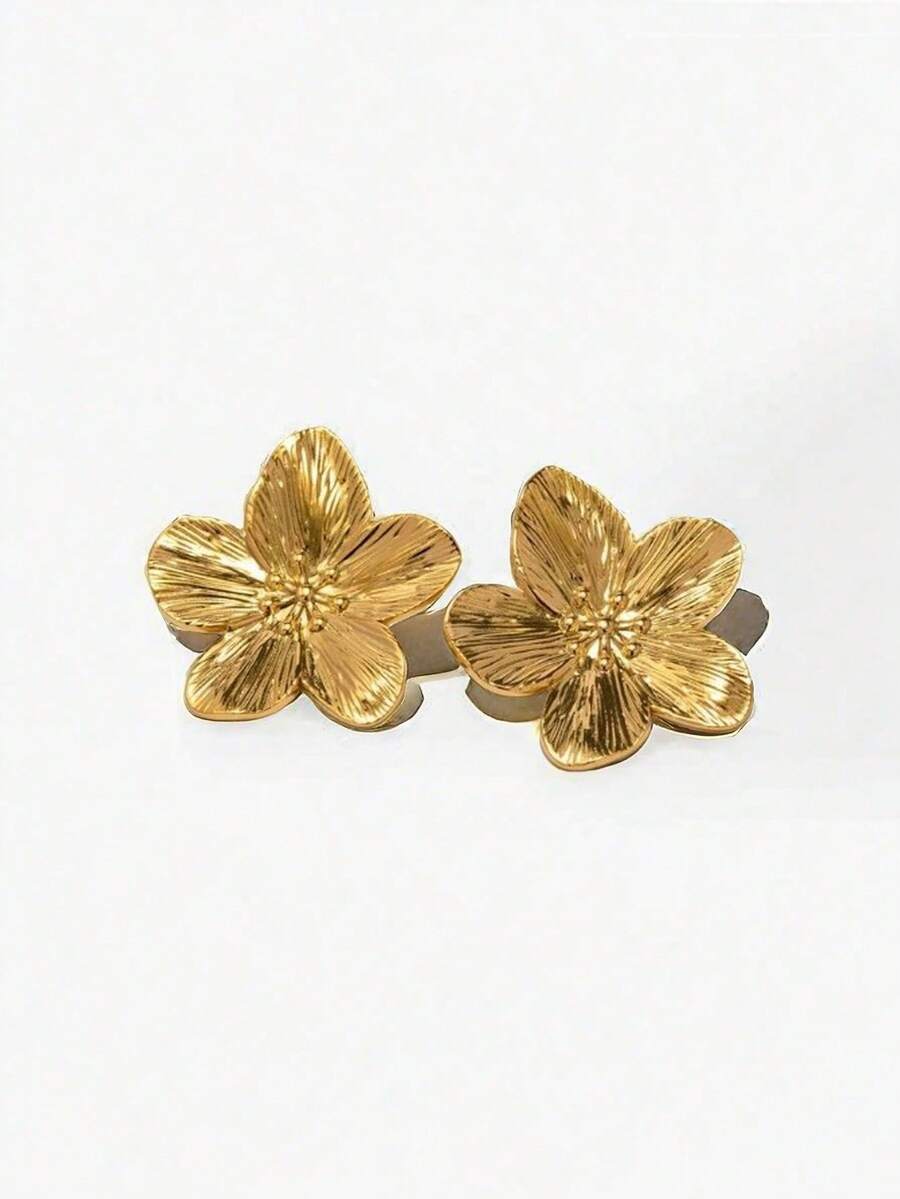 1pc Vintage French Exaggerated Big Flower Earrings, Delicate Luxury Ear Cuff Earrings - Golden Flowers - View 1