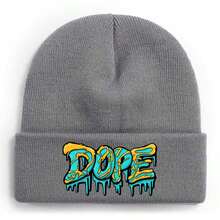 Abstract Graffiti Style Text 'DOPE' With Dripping Effect On Dark Background Winter Beanie For Men Women Soft Warm Knit Hat Ski Stocking Cuffed Cap - 灰色 - 查看 1