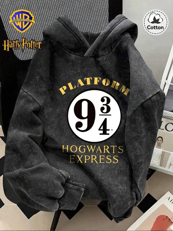 Warner Bros LILL, Women's Winter Harry Potter Patterned Hooded Sweatshirt, Slightly Stretchy Distressed Washed Cotton Black Pullover Long Sleeved Sweatshirt, Soft And Comfortable, Casual Daily Fleece Hooded Sweatshirt