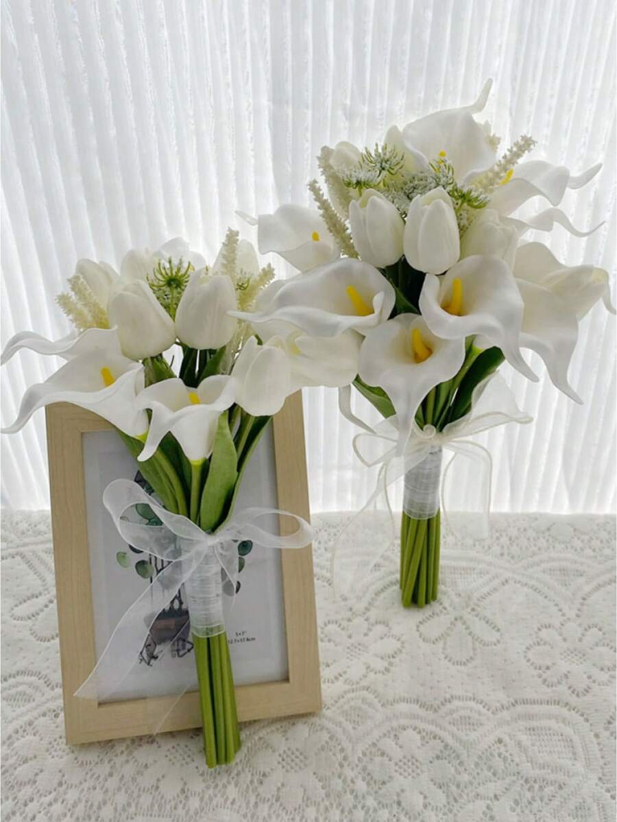 白色郁金香和马蹄莲人造花束，伴娘花束，新娘花束，婚礼，仪式，周年纪念，春季家居装饰，摄影道具，餐桌摆饰，派对餐桌装饰，节日装饰，复活节礼物，生日，毕业典礼 - 彩色 - 查看 1