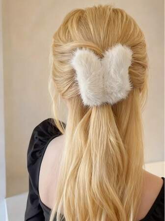 1pc Girl's Autumn/Winter Butterfly-Themed Fluffy Hair Claw On The Back Of The Head, Suitable For Everyday Wear.