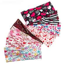 1pc Valentine's Day Headband, Heart Shaped Elastic Criss-Cross Knotted Printed Sports Headband